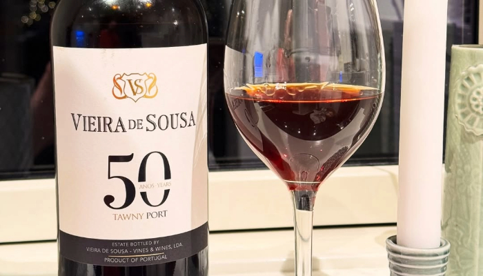 Vieira de Sousa, 50-year-old tawny (2023) Vieira de Sousa, 50-year-old tawny (2023)